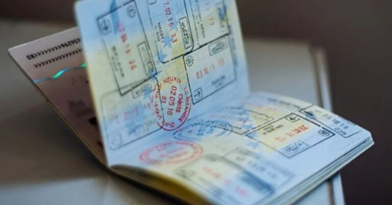 Dünyanın ən güclü 10 pasportu – SİYAHI Dünyanın ən güclü 10 pasportu – SİYAHI