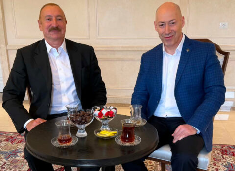 Qordon İlham Əliyevlə birgə fotosunu paylaşdı