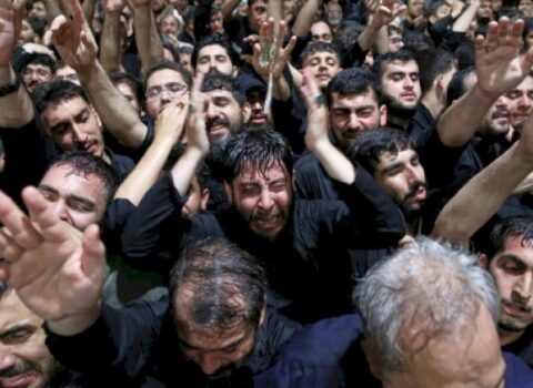 Dünyanın ən izdihamlı vida mərasimləri: Qara 10-luq – FOTOLAR