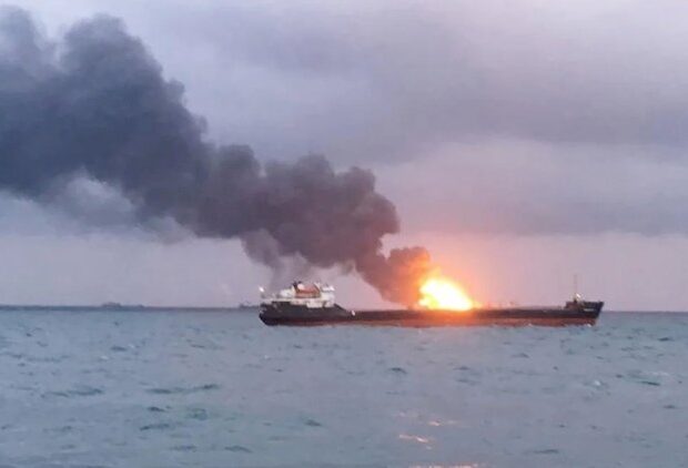 Oman sahilləri yaxınlığında tankerə hücum edildi