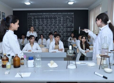 Bu məktəblərdə yeni təmayül tədris modeli tətbiq olunacaq – SİYAHI
