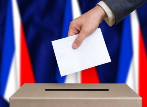 Fransada prezident seçkisinin tarixi məlum oldu