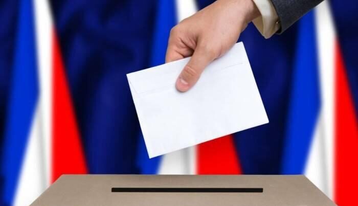 Fransada prezident seçkisinin tarixi məlum oldu