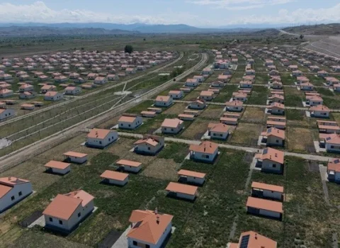 Azad edilən 10 kəndə növbəti köç karvanları yola salındı