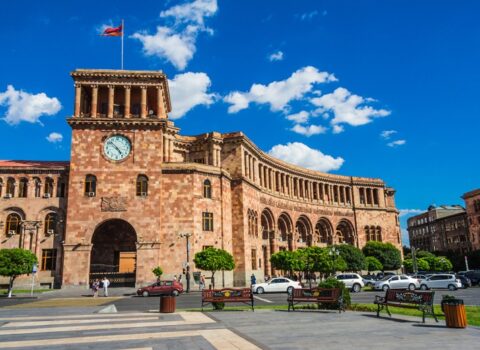 Rusların Ermənistanda kirayə mənzillərə tələbatı artıb