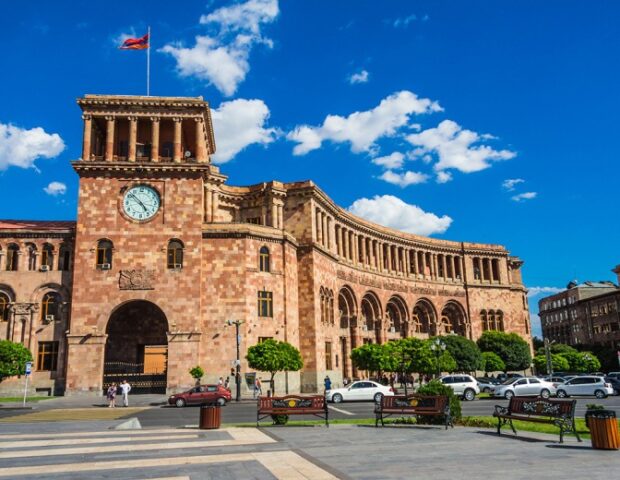 Rusların Ermənistanda kirayə mənzillərə tələbatı artıb