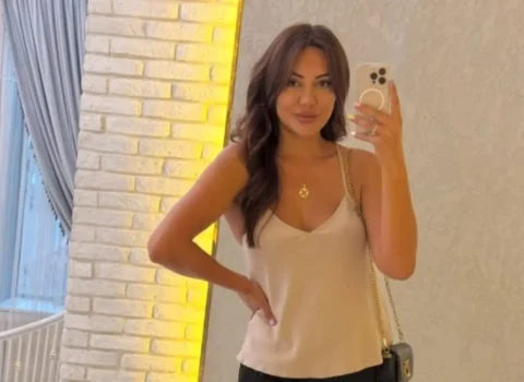 “By Ella” ləqəbli bloger həbs edildi