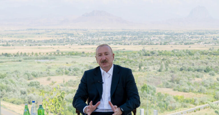İlham Əliyev: Azərbaycan Silahlı Qüvvələri bölgədə söz sahibidir
