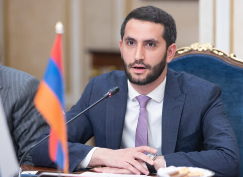 Rubinyandan müxalifətə ironik SUAL: “Bilirsinizmi, fraksiyanız səsvermədə niyə iştirak etməyəcək?”