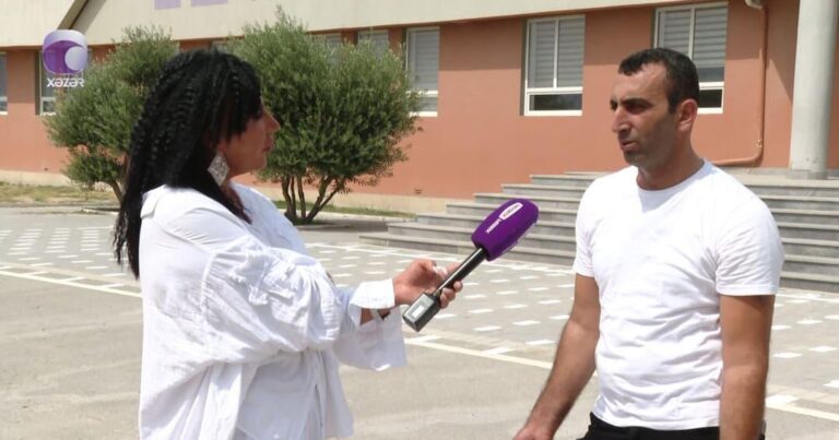 Xəbər vermədən övladını sinifdə saxladılar – Video