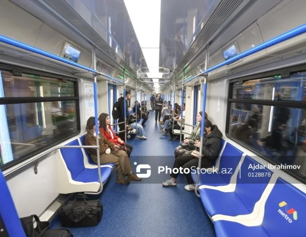 Metrodan istifadə edənlərə ŞAD XƏBƏR