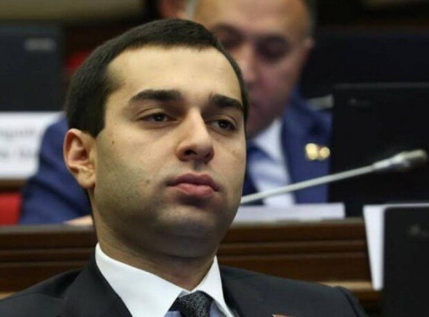Ermənistanın sabiq baş nazirinin oğlu həbsxanaya köçürüldü
