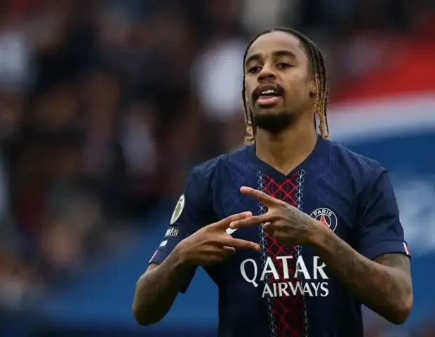 “Liverpul”dan transfer BOMBASI