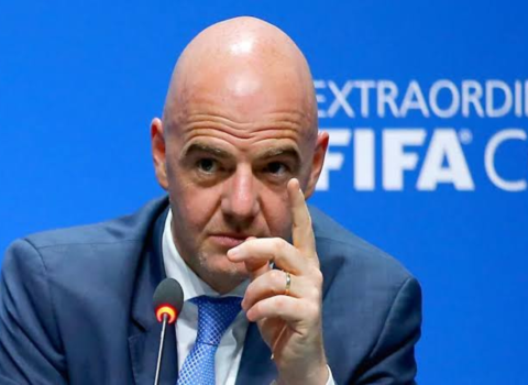 UEFA FIFA prezidenti Canni İnfantinonu istefaya çağırıb