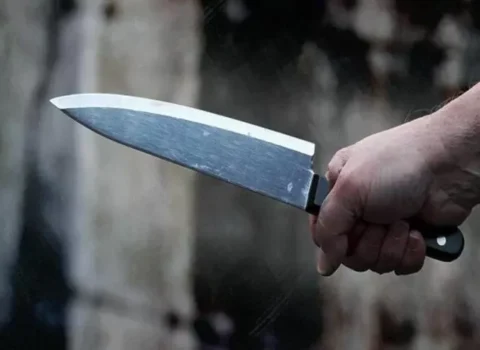 44 yaşlı kişi bıçaqlandı
