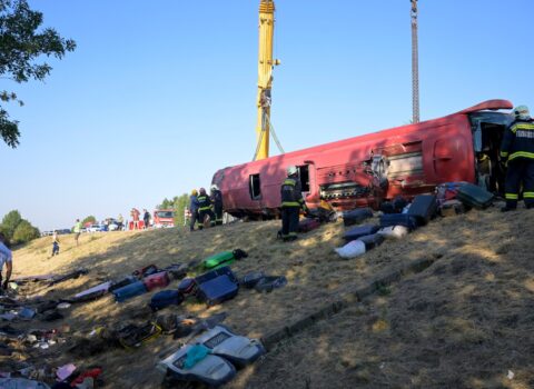 Turist avtobusu aşdı: 12 ölü, 10 yaralı – VİDEO
