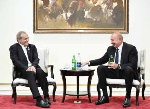 Prezident İlham Əliyev Pezeşkiana: Azərbaycan suyundan iç – VİDEO