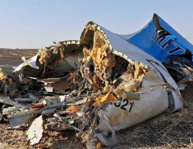Təyyarə havaya qalxdıqdan 10 saniyə sonra yerə çırpıldı: Pilot öldü