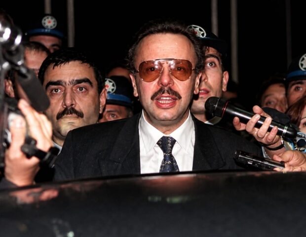 Keçmiş nazirin şübhəli ölümü yenidən araşdırılır – məzarı açılacaq