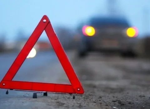 Yevlaxda “Mercedes” və “Naz Lifan” toqquşdu: Ölənlər və xəsarət alanlar var