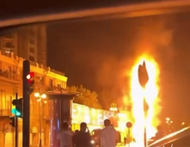 Bakıda sərnişin avtobusu yandı – Video-Yenilənib