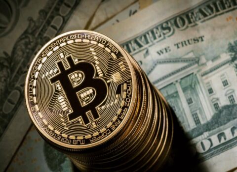 “Bitcoin”in qiyməti kəskin bahalaşdı