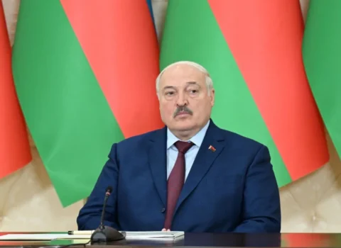 Aleksandr Lukaşenko Birinci vitse-prezident Mehriban Əliyevanı təbrik edib