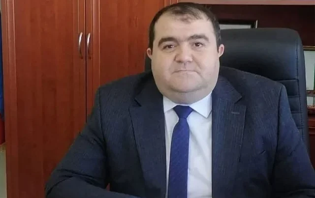 Təhsil sektorunun müdiri qəflətən vəfat etdi – FOTO Təhsil sektorunun müdiri qəflətən vəfat etdi – FOTO