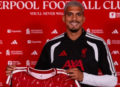 Ronald Arauxo “Liverpul”a keçdi