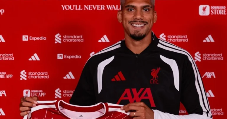 Ronald Arauxo “Liverpul”a keçdi Ronald Arauxo “Liverpul”a keçdi