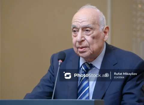 İkram Kərimov vəfat etdi