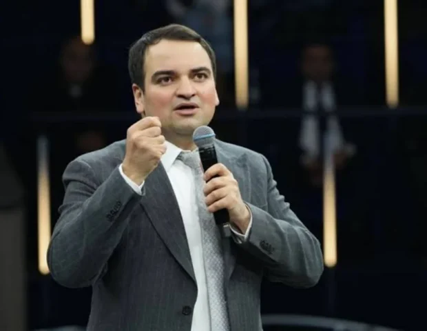 Narek Karapetyan Ermənistan parlamentində fraksiya rəhbəri oldu