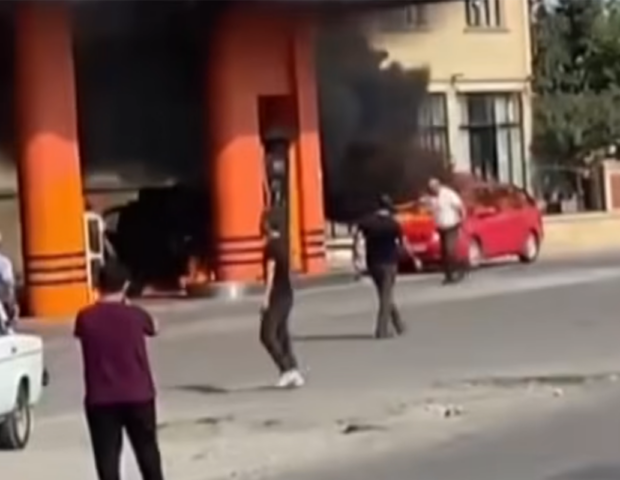 Elə riskə getdi ki, faciənin qarşısını aldı – Video