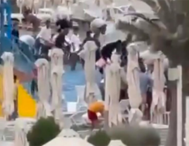 Nardaranda ayağı su nasosunda qalan azyaşlı ölüb
