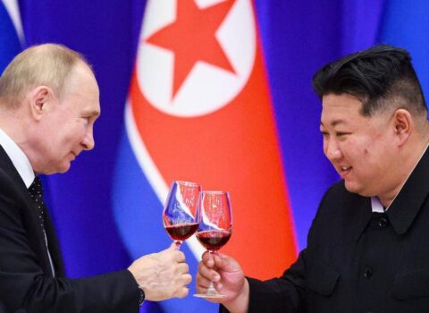 Kim Çen In Ukrayna müharibəsi fonunda milyardlarla dollar gəlir əldə etdi