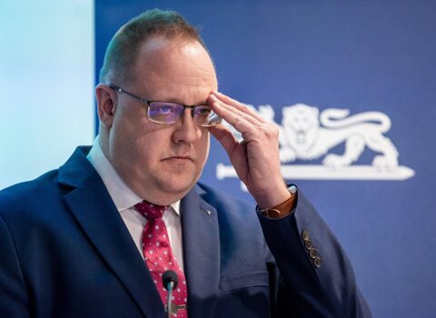 Estoniya kəşfiyyatının rəhbəri: “Rusiyada inqilab bir gecədə baş verə bilər”