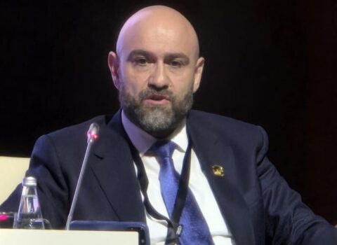 Babək Hüseynov SOCAR-ın vitse-prezidenti vəzifəsindən azad olunub?