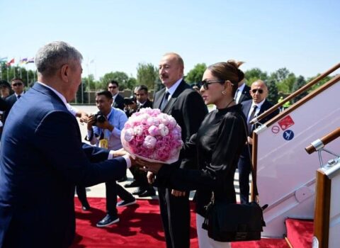 İlham Əliyev və xanımı Qırğızıstanda səfərdədir