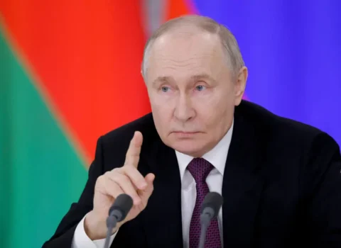 “Ukrayna cini butulkadan çıxardı, indi cavabını alır” – Putin