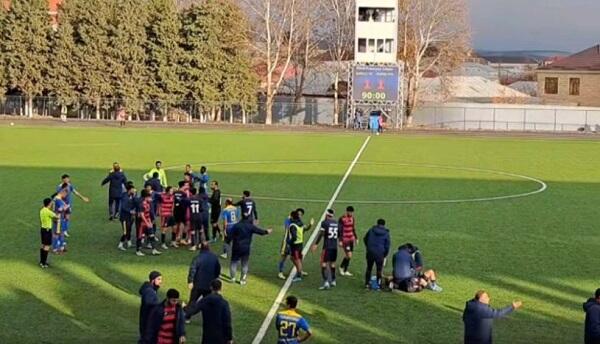 Türkiyədə “Səbail”in oyununda kütləvi dava – Video