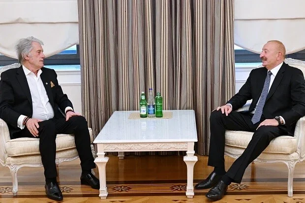 İlham Əliyev Yuşenko ilə görüşdü