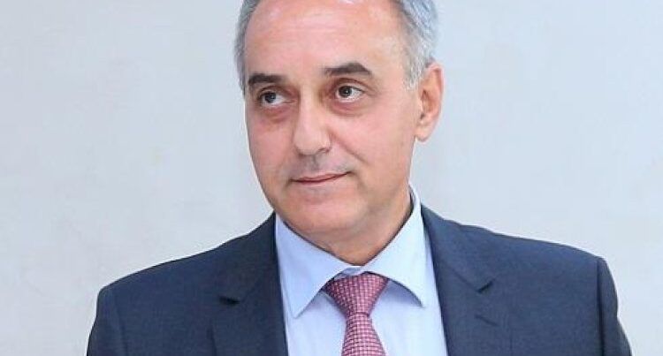 İcra başçısı ondan 200 min manat rüşvət alaraq vəzifə verib?