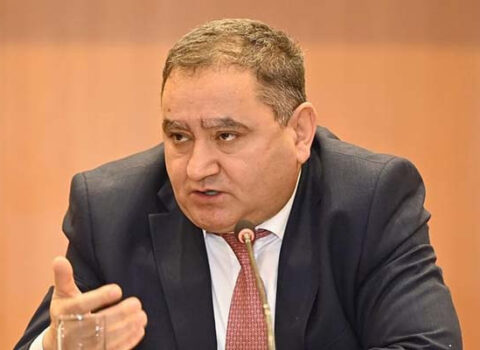Yüksək bal topladınız, bəs sonra? – Etibar Əliyevdən tələbələrə XƏBƏRDARLIQ