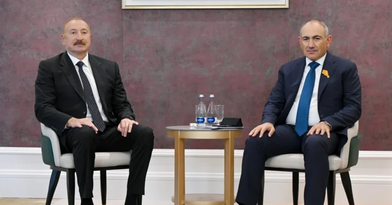 İlham Əliyevlə Paşinyan arasında görüş keçirilir