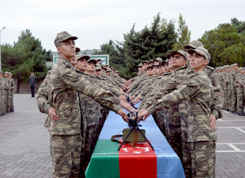 Hərbi toplanış kimlər üçün məcburi deyil?