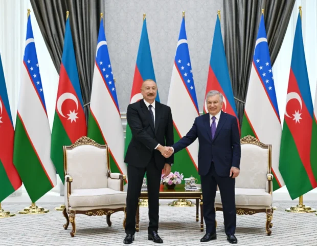 İlham Əliyevlə Şavkat Mirziyoyev təkbətək görüşdü – FOTOLAR