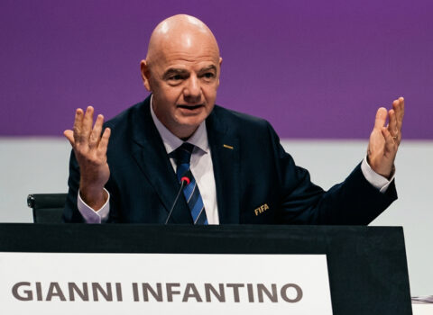 İsrail İnfantino ilə bağlı həmin qərarını dəyişdi