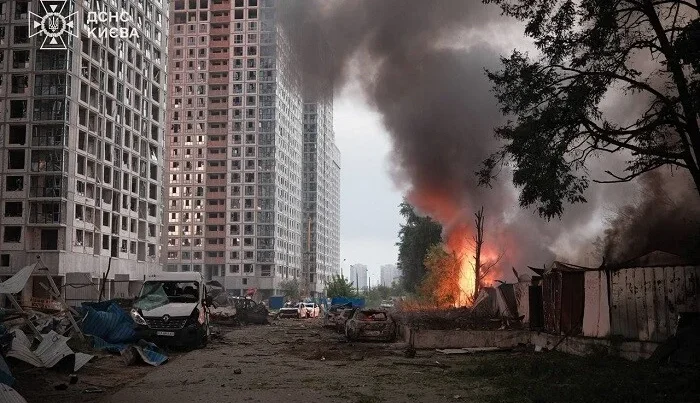 Rusiya 40 saatdır Kiyevi bombalayır