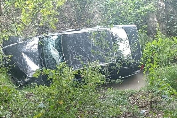 Qadın maşını aşırdı: 7 nəfər xəsarət aldı – Video