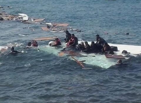 Tunis sahilində miqrant qayığı batdı: 14 nəfər öldü